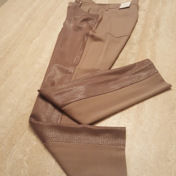 Chico's Pants - NWTO Chico's the ultimate fit front animal print